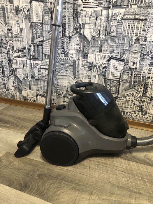 Пилосос ELECTROLUX