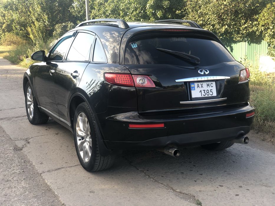Продам Infiniti FX35