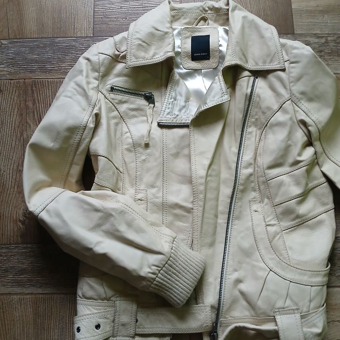 Куртка жіноча натуральна.