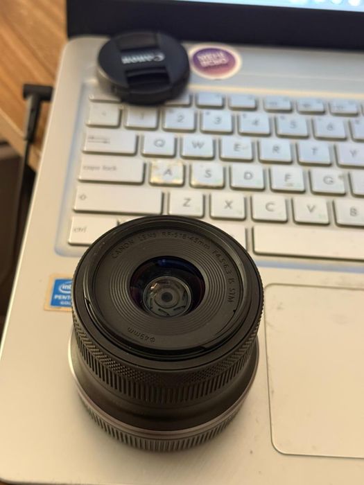 Продам обʼєктив Canon EOS R 18-45mm