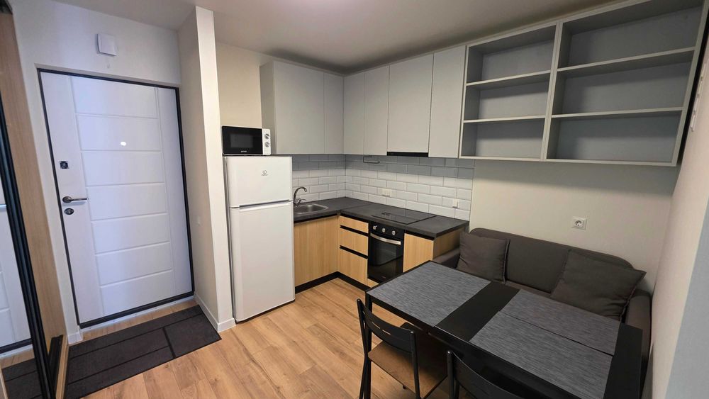 Продам квартиру Закревского 101Б, современный ремонт