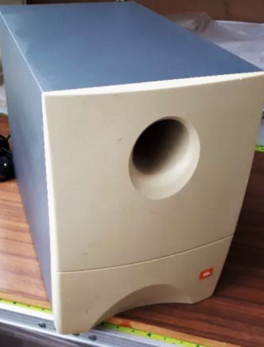 2 sistemas multimedia vintage 2.1 JBL e Acoustic Energy