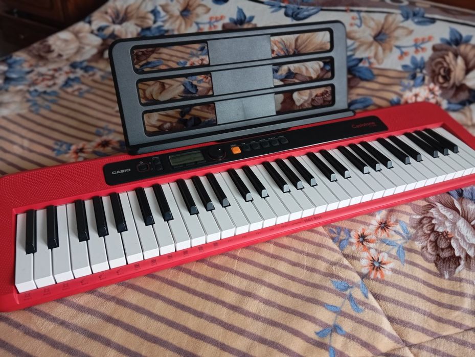 Piano Casio ct s200