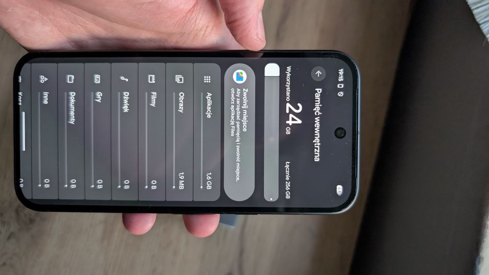 Google Pixel 10 256GB czarny