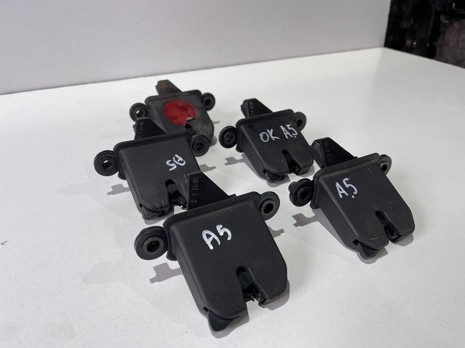 Замок на ляду Шкода А5 замок на кришку багажника Skoda A5