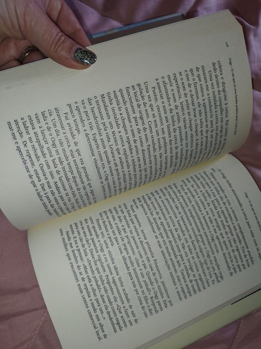 Oogy O Cão Que só uma Família Podia Amar
O Cão Que só uma Família Podia Amar
de Larry Levin