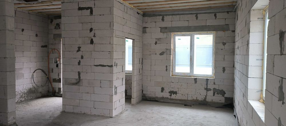 Продаж будинку 102 м2 в центрі с. Зазим'я. (без %) Бров. р-н (Є-Оселя)