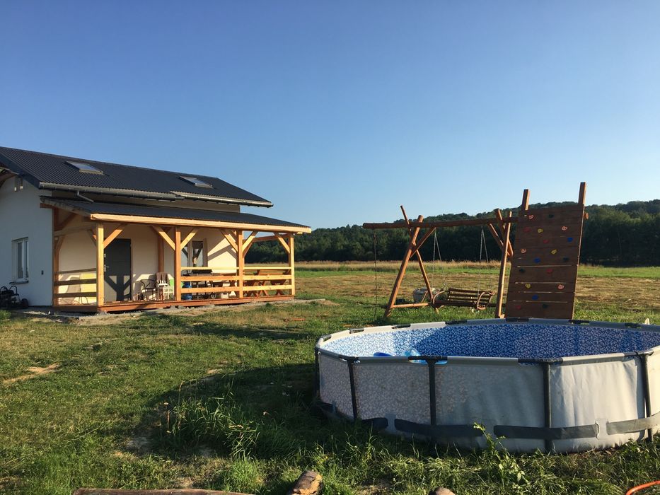 Domek nad stawem , las ,jacuzzi ,łowisko wędkarskie, Bieszczady