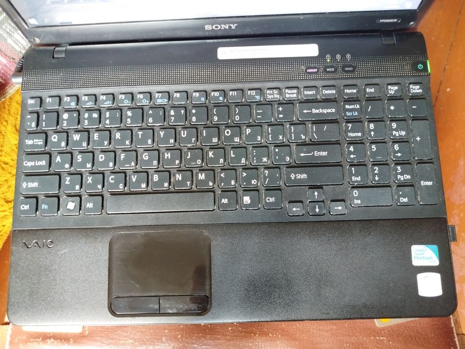 Ноутбук Sony Vaio 15.6"  VPCEB3L1E