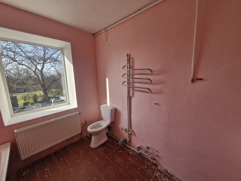 Крепкий одноэтажный дом