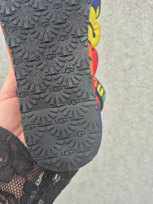 Дитяче взуття UGG 32,5 розмір
