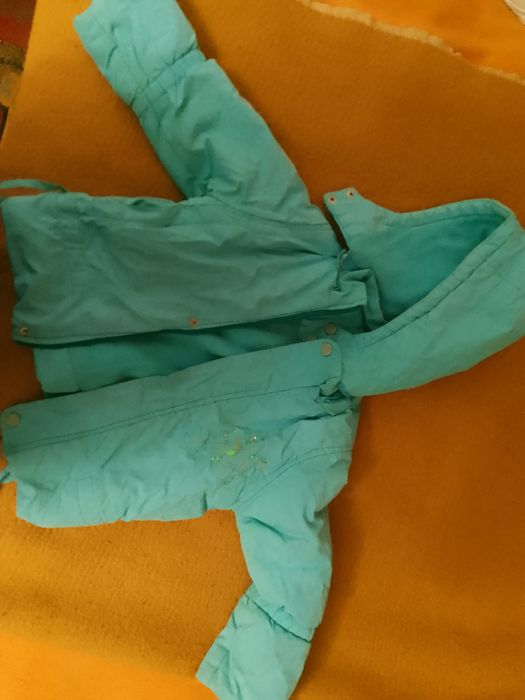 Куртки на хлопчика і дівчинку