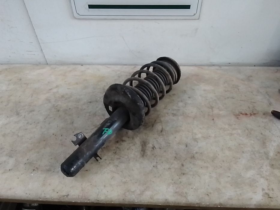 Suspensão frente direita CITROËN C3 Picasso (SH_)