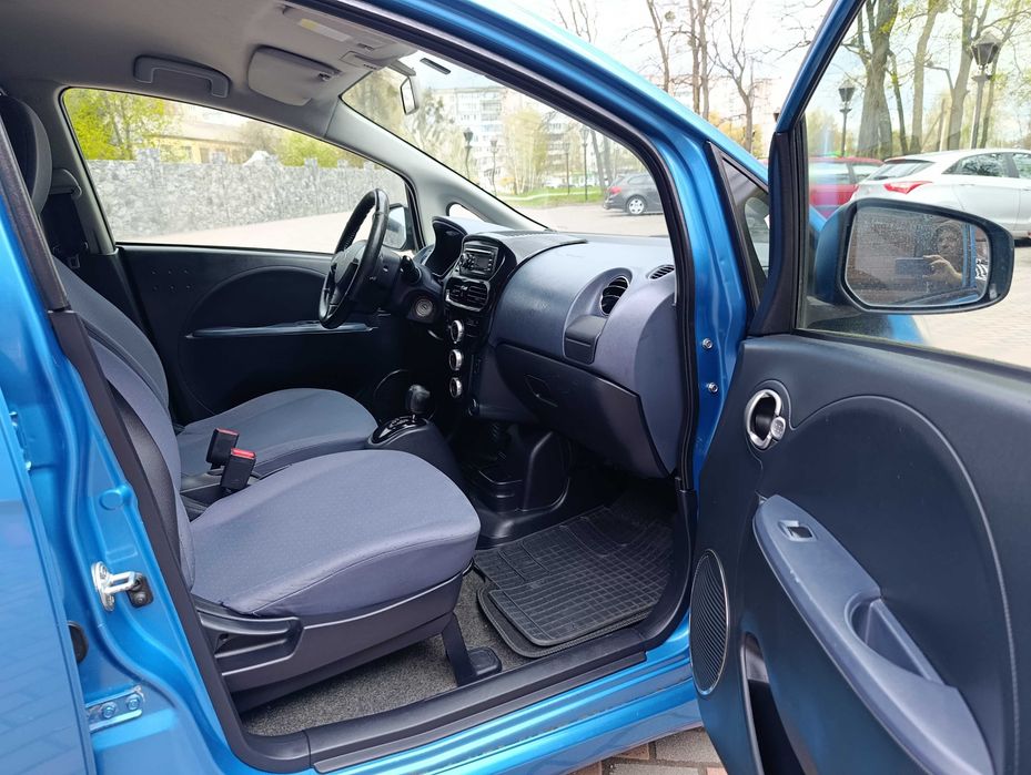 Peugeot iOn Електро 2012