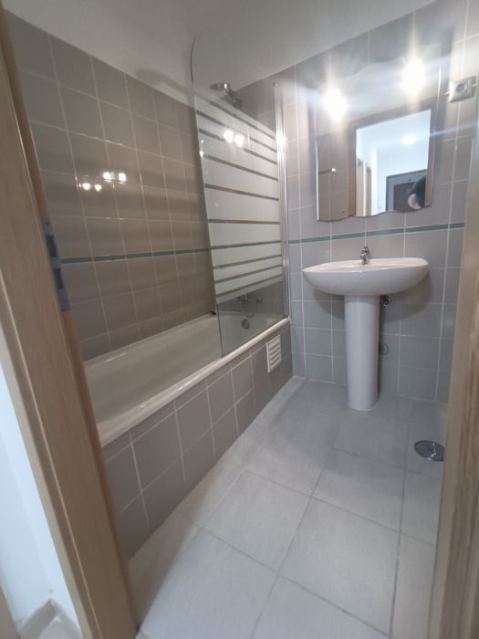 Apartamento T3 central,  Com garagem