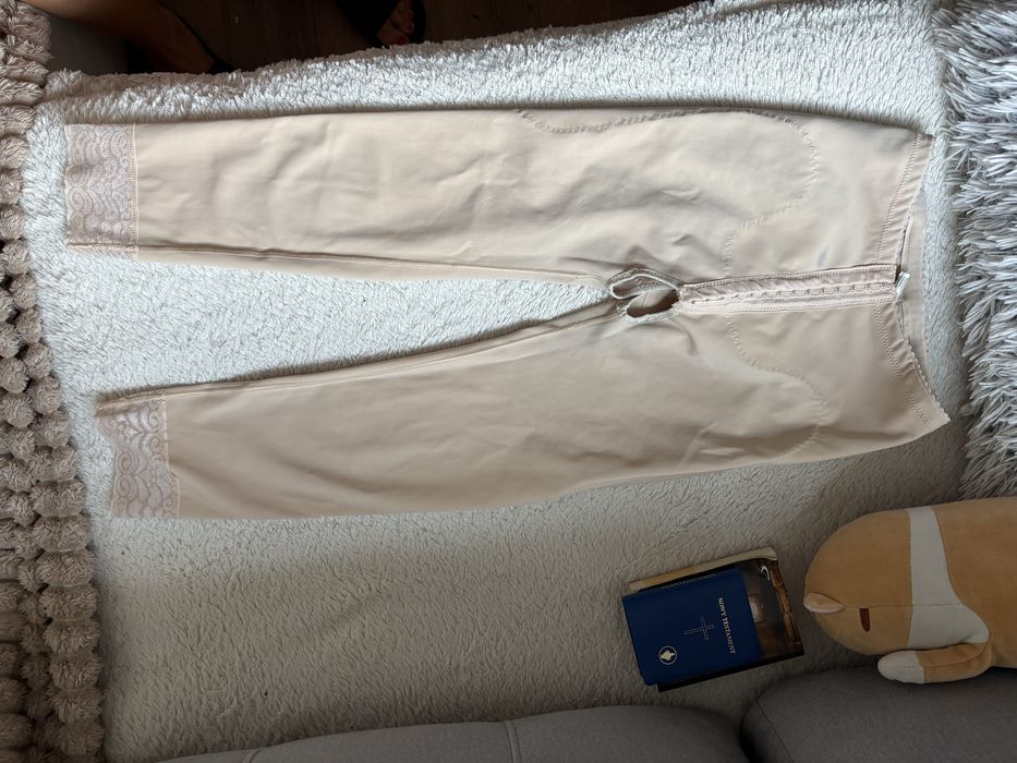 Ubranie uciskowe - legginsy modelujace