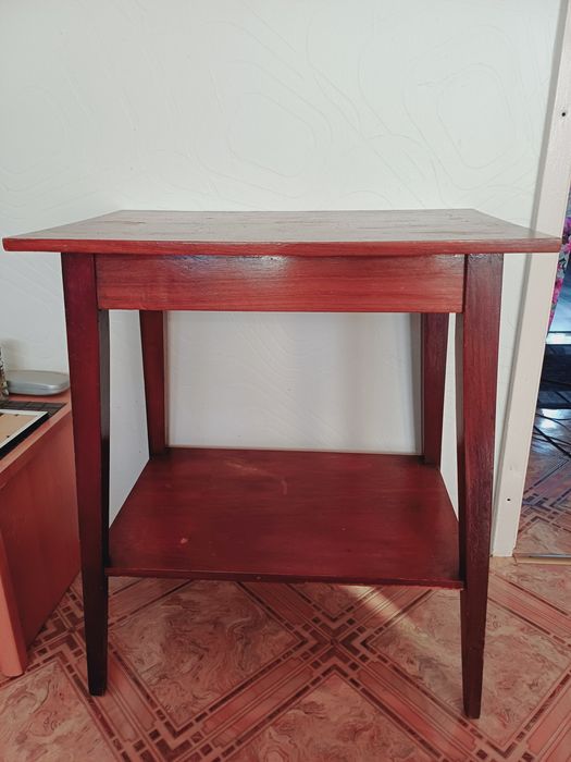 Stolik  PRL pod tv