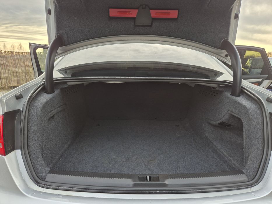 Audi A4 B8 1.8 T Turbo 160KM Auromat Sedan 2009r