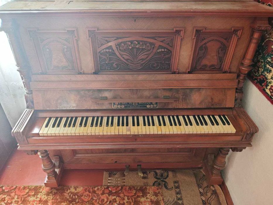 Антикварне німецьке піаніно Carl H. Hintze