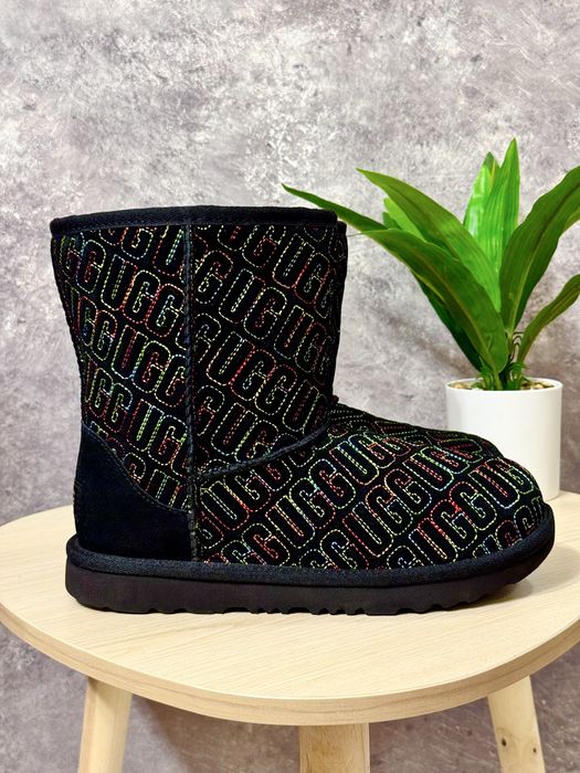36р Дитячі підліткові Ugg Оригінал Нові, Устілка