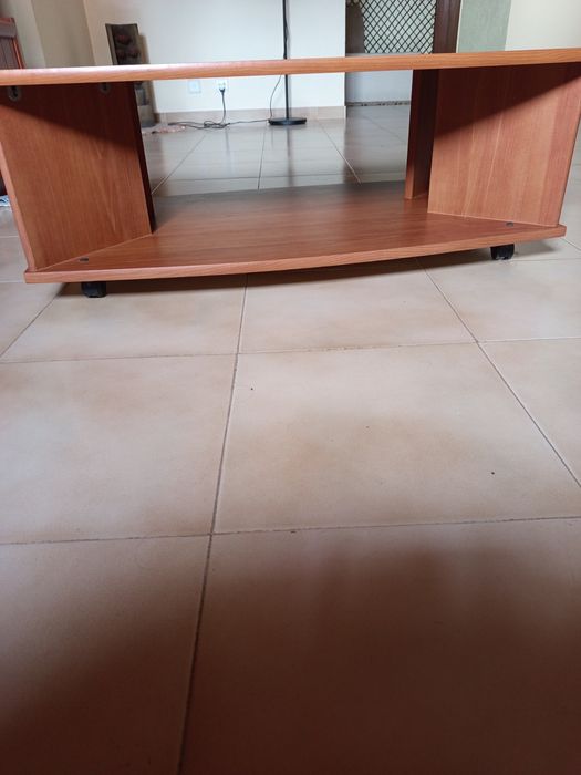 Móvel TV como novo