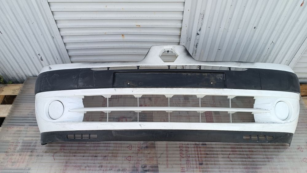 Vendo parachoque de frente Renault Clio 2 ano 1998/2004