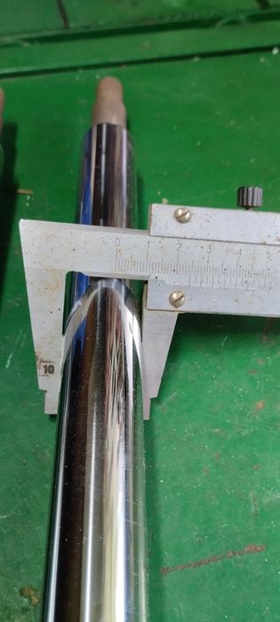 Амортизатори.     .