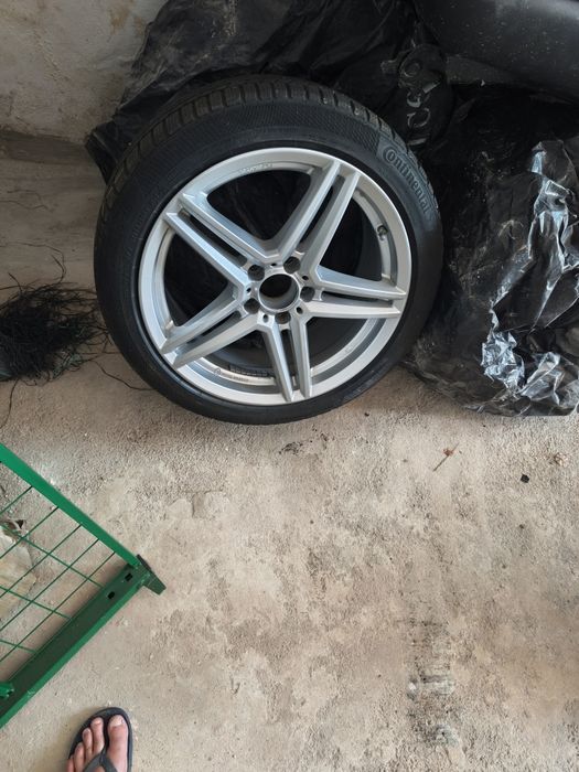 Jantes 18 com pneus Mercedes