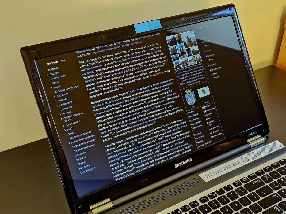 laptop Samsung RF711, ekran 17,3”, SSD, i7-2630QM, 8GB, GeForce 540M