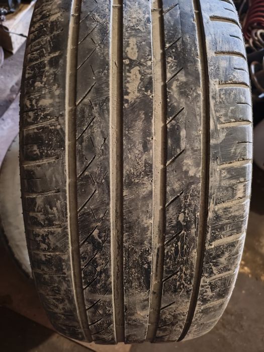 Шини 225/50 r17 літо 21 рік.