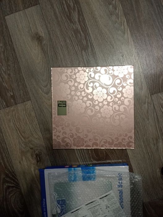 Продам весы напольные