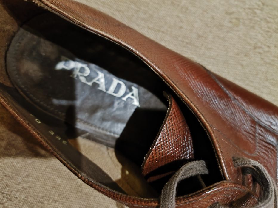 Туфлі чоловічі Prada