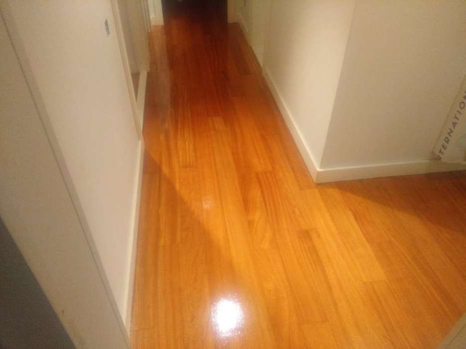 Executa se qualquer chão em madeira