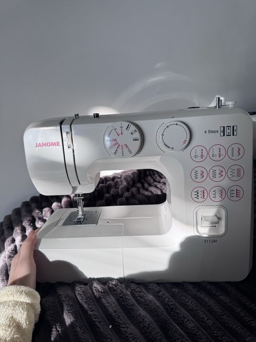 Швейна машинка Janome 3112M