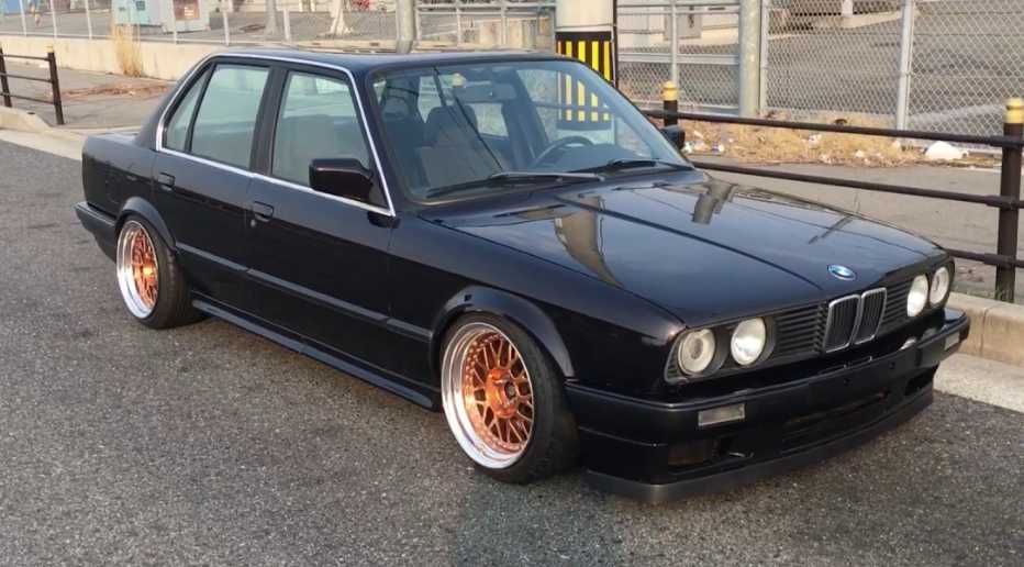 Bmw E30 Nakładki na progi  IS