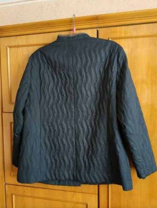 Жіноча демисезонна куртка 52-54р