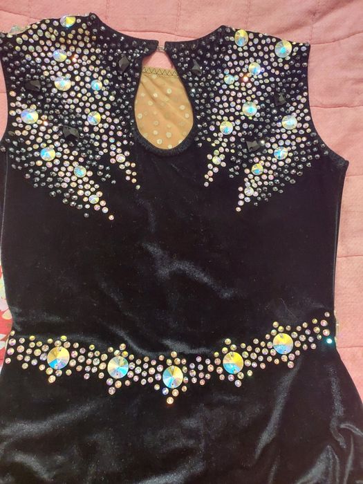 Купальник для художньої гімнастики