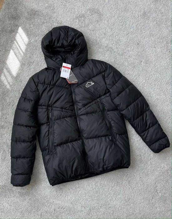 Зимова чоловіча куртка Nike Storm-Fit XL Чоловічий пуховик Nike XL
