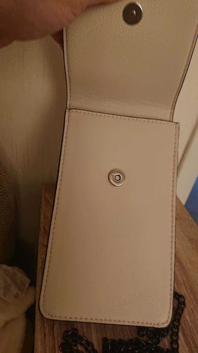 Nowa torebka, etui na telefon na łańcuszku jasny beż