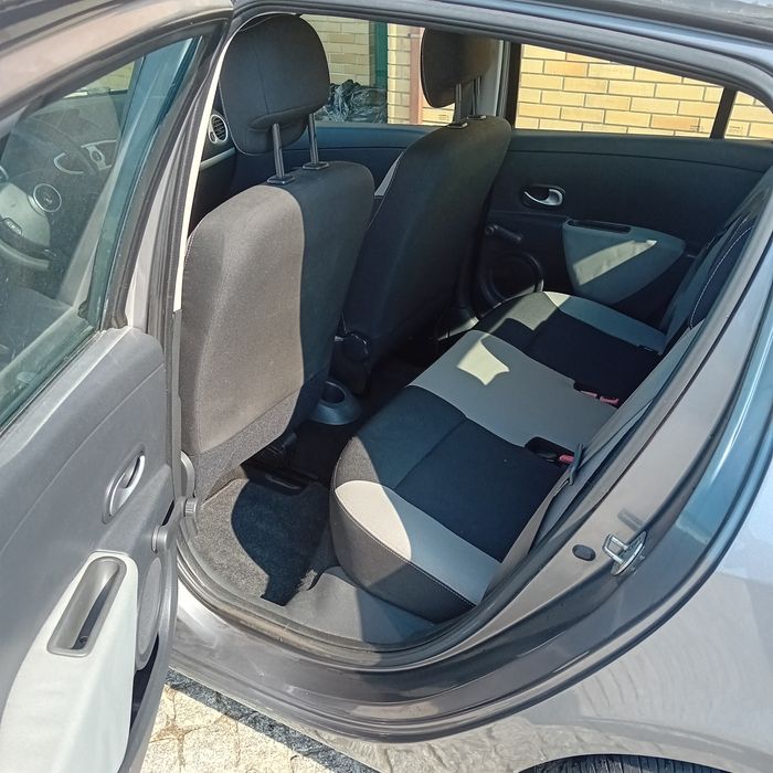 Renault clio 1.2 dynamique exclusive nacional