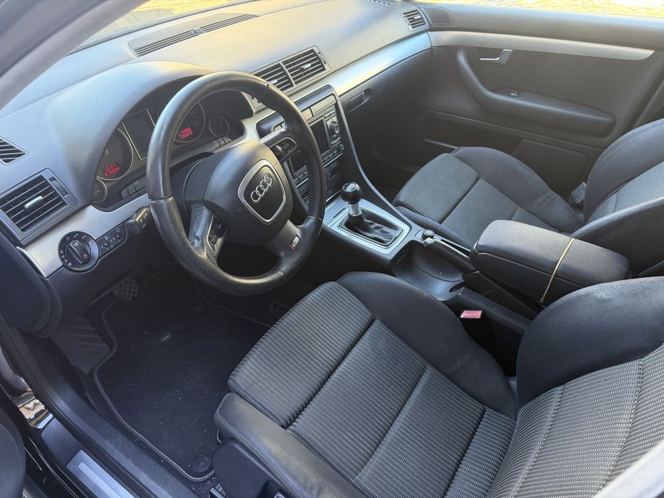 Audi a4 2.0 tdi 140 cv s line