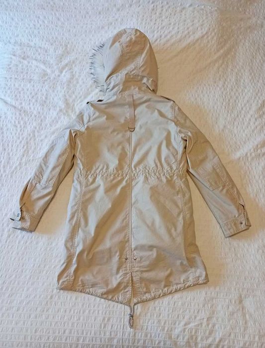Casaco Parka Capuz Bege Senhora L Bershka