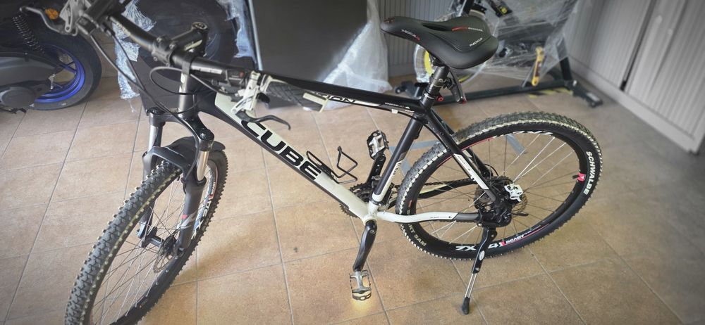 Cube attention  mtb zrobil 300km M-L rower górski