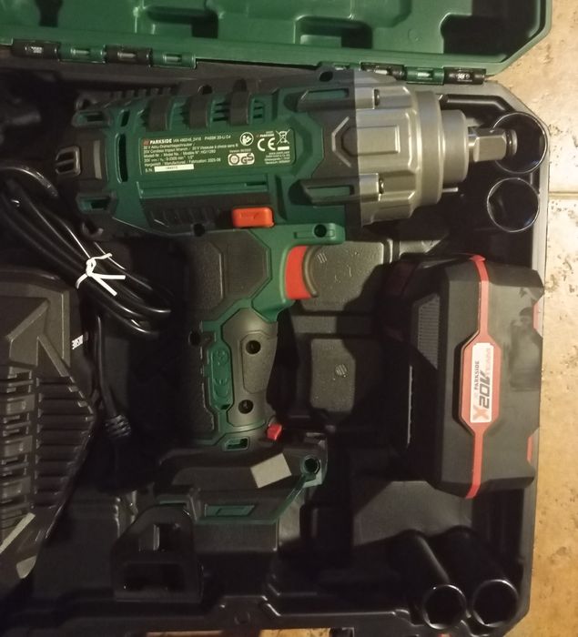 Aparafusadora de impacto 20V Parkside