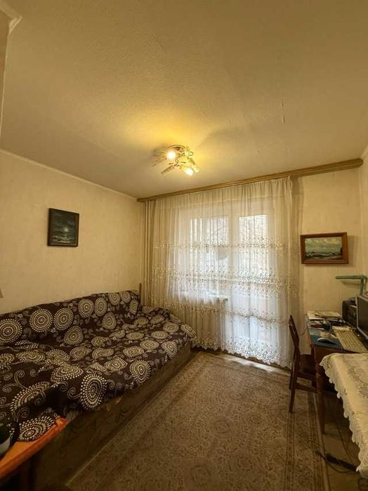 3 комнатная квартира Киев Теремки Дмитра Луценка от собственника