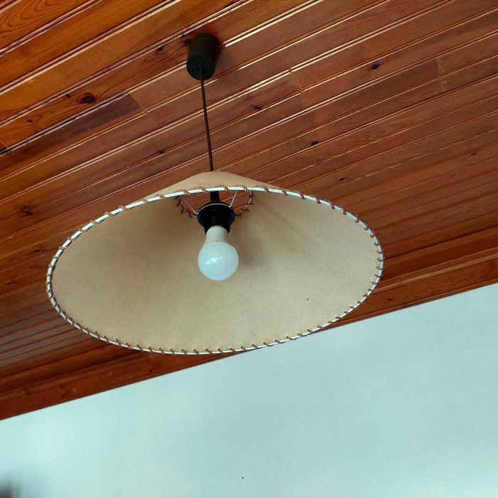 Candeeiro de Teto em Pele Natural | Estilo Rústico
