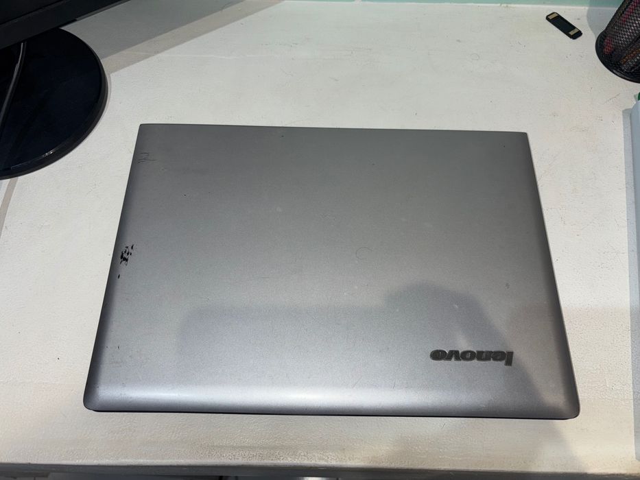 Portátil Lenovo G40-70 80GA