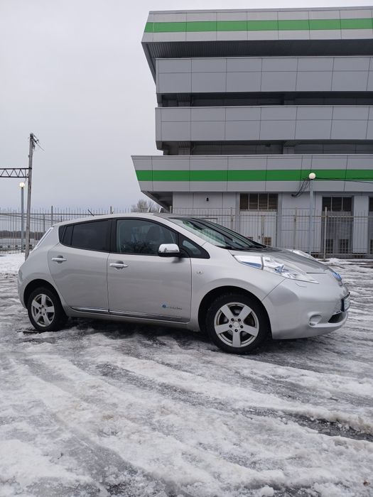 Nissan leaf 10.2014 TEKNA 86%