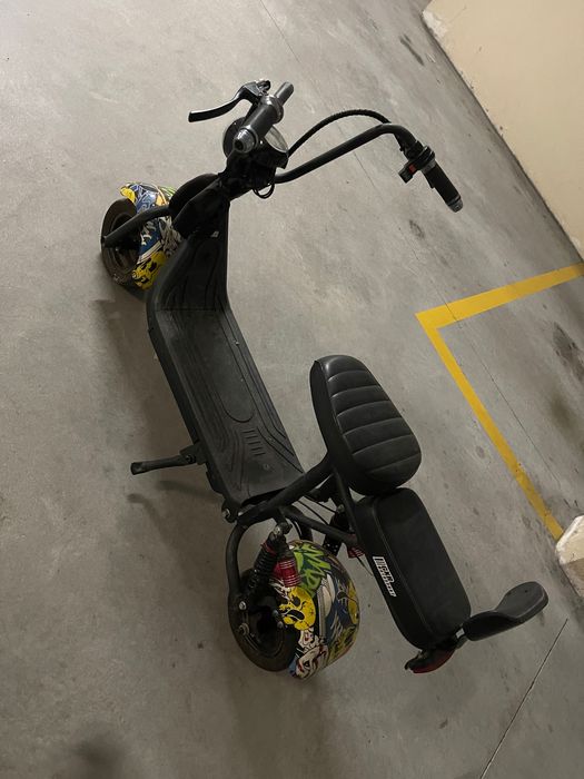 Moto elétrica.
