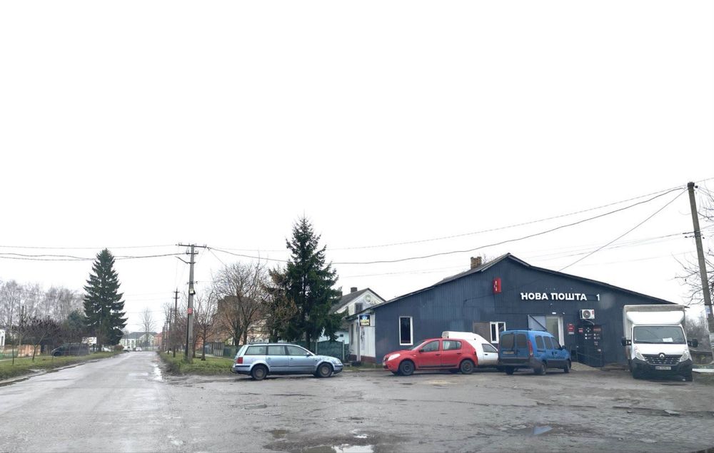 Фасадне приміщення 485 кв.м